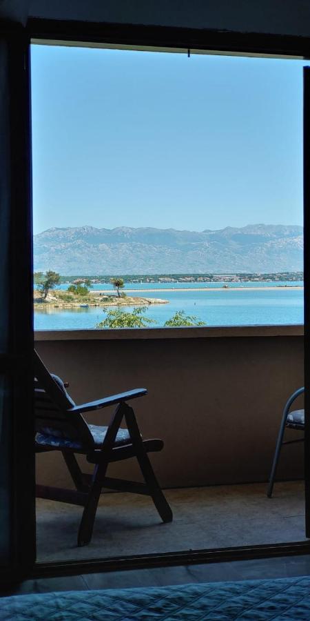 Seaview Holiday Apartments, Ventura Nin Kültér fotó