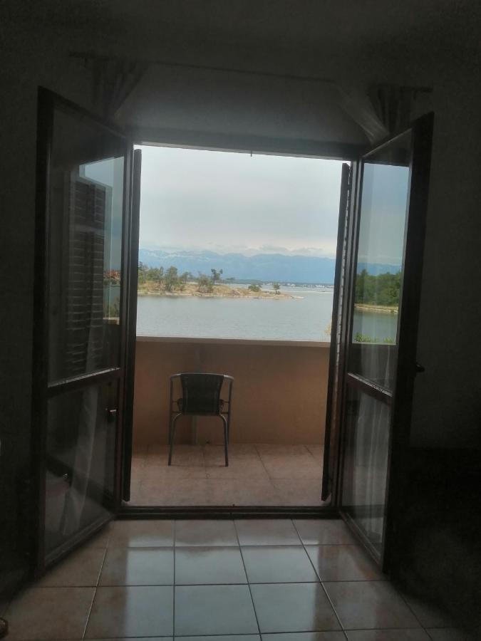 Seaview Holiday Apartments, Ventura Nin Kültér fotó