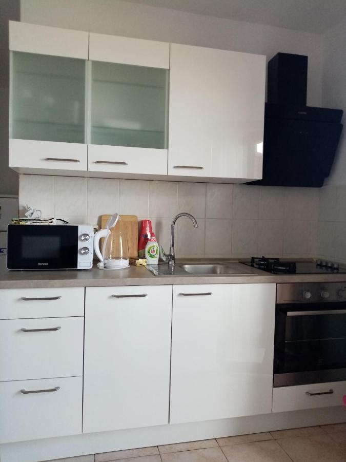 Seaview Holiday Apartments, Ventura Nin Kültér fotó