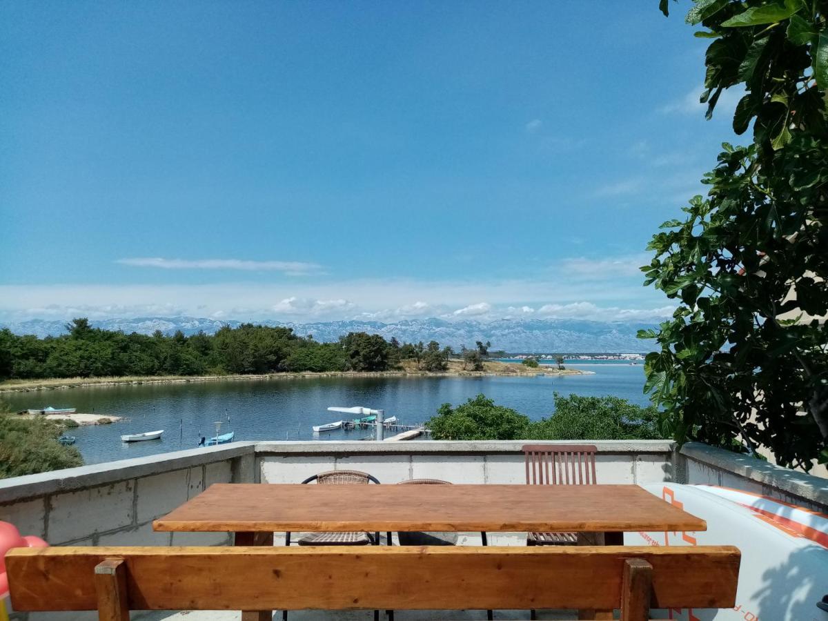 Seaview Holiday Apartments, Ventura Nin Kültér fotó