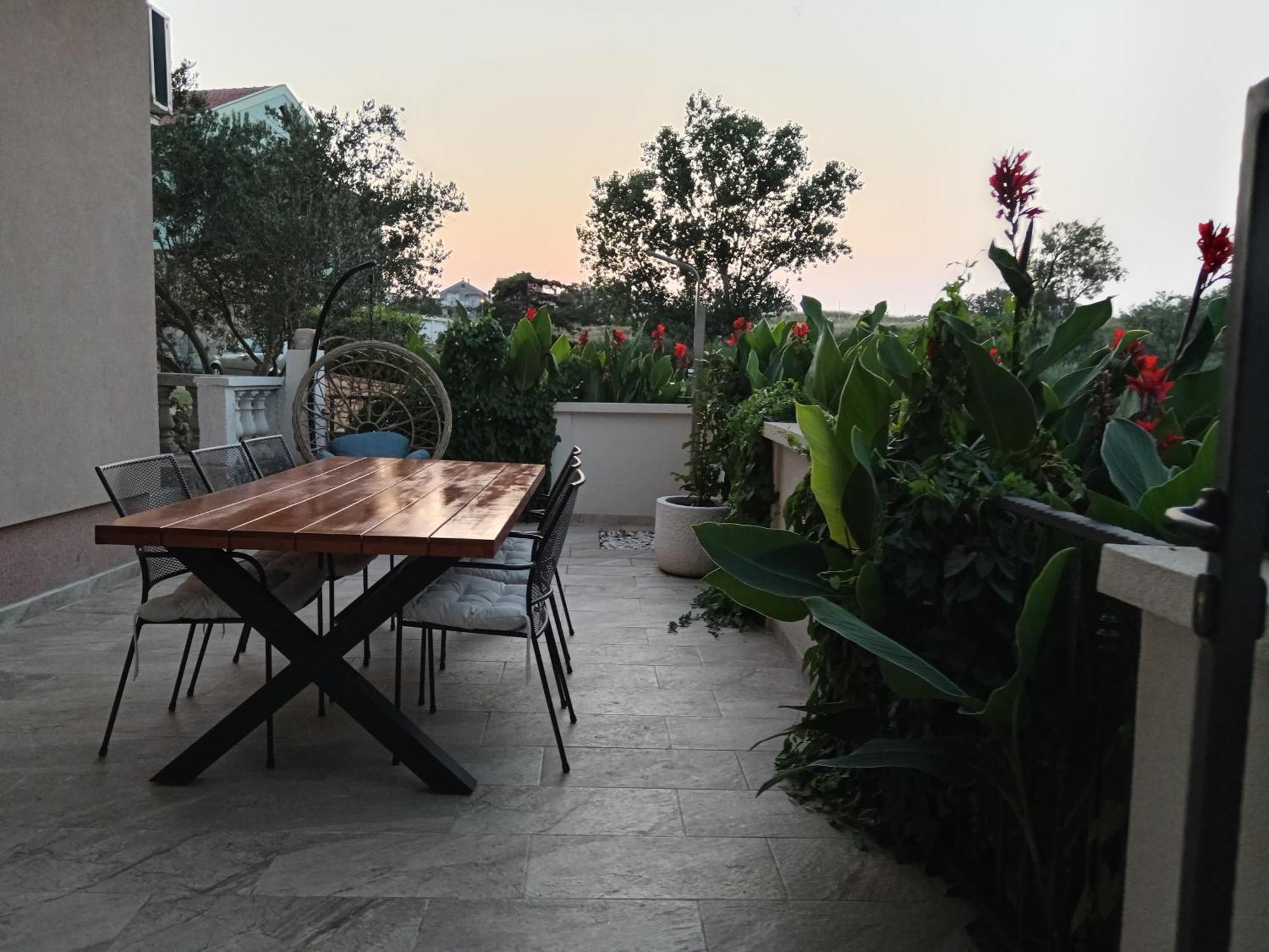 Seaview Holiday Apartments, Ventura Nin Kültér fotó